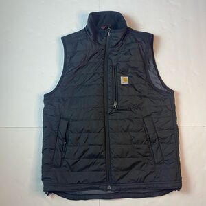 Men’s CARHART insulated Vest size M made in Vietnam Color Black.